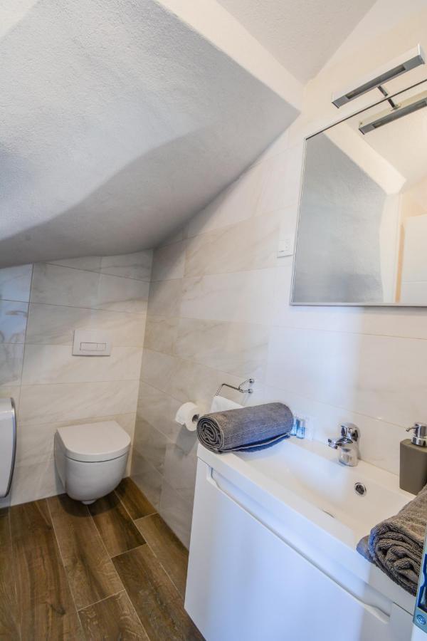 Apartment Piccolo For 2 Zadar Exterior photo